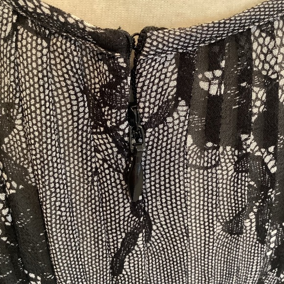 Club Monaco Silk Black and Gray Floral Dress Size 8 - Picture 7 of 12